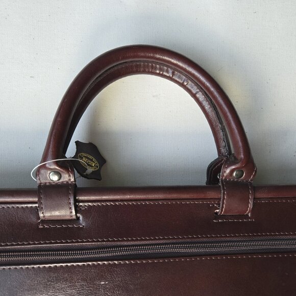 Bugatti Brown Leather Briefcase - Picture 6 of 16